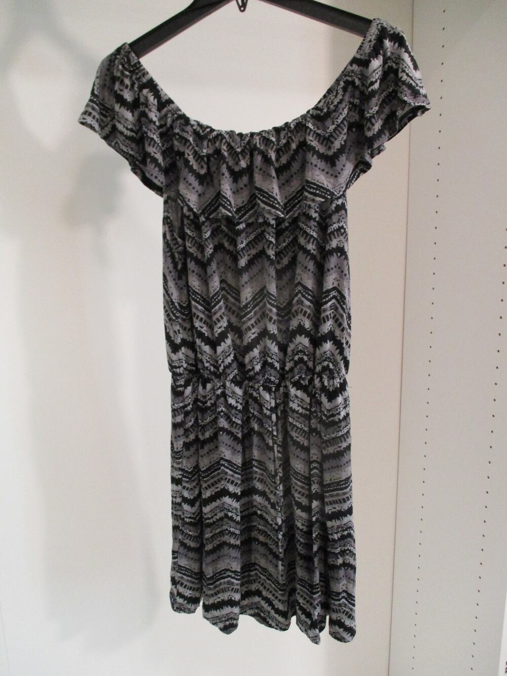 SHEILA ROSE BLACK GRAY SLEEVELESS DRESS SIZE L